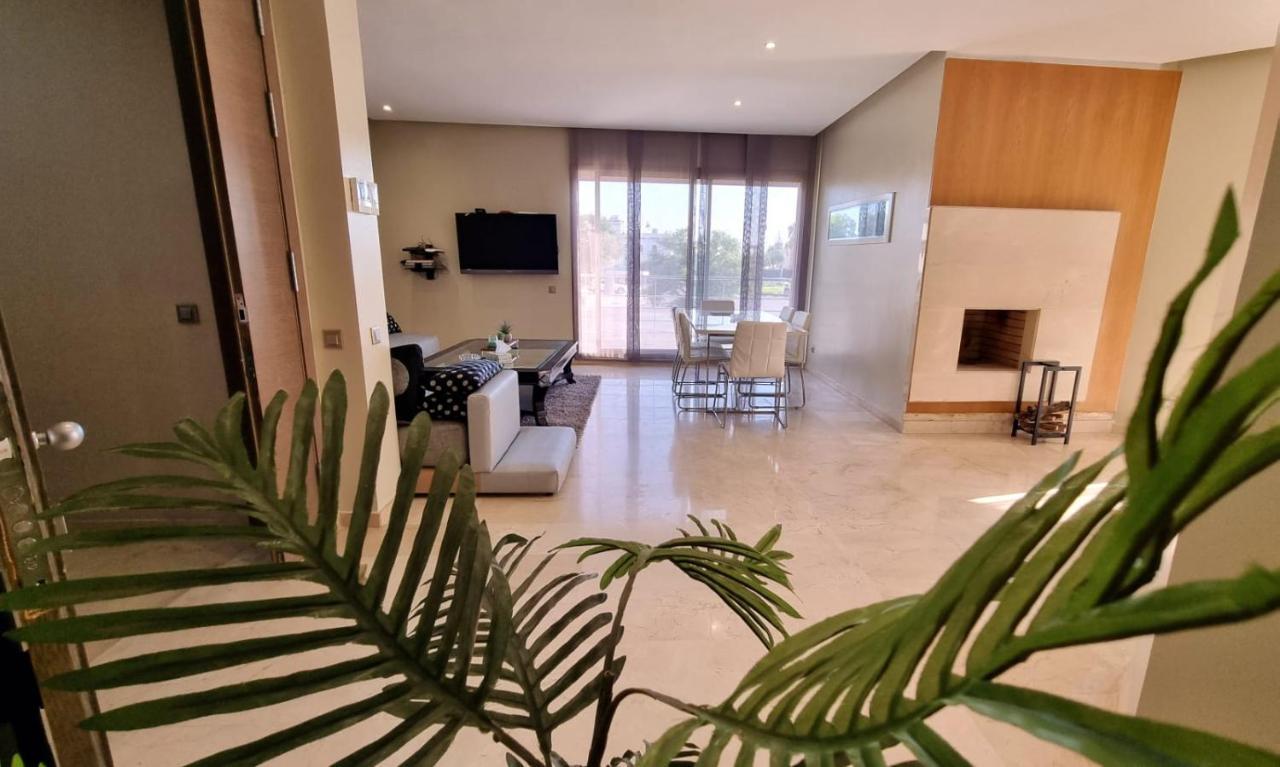 Agreable Appartement Familial เฟส ภายนอก รูปภาพ